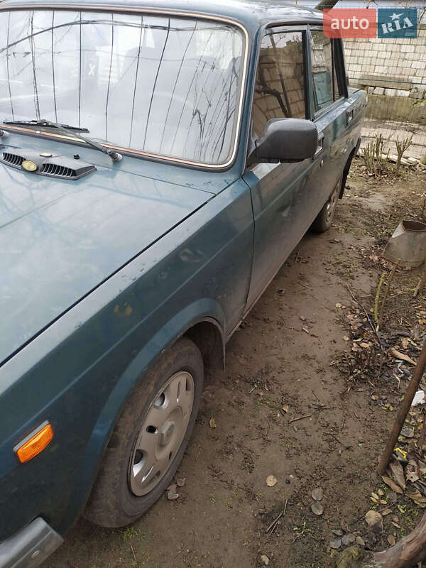 Седан ВАЗ / Lada 2107 2005 в Вознесенську