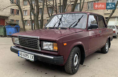 Седан ВАЗ 2107 2002 в 