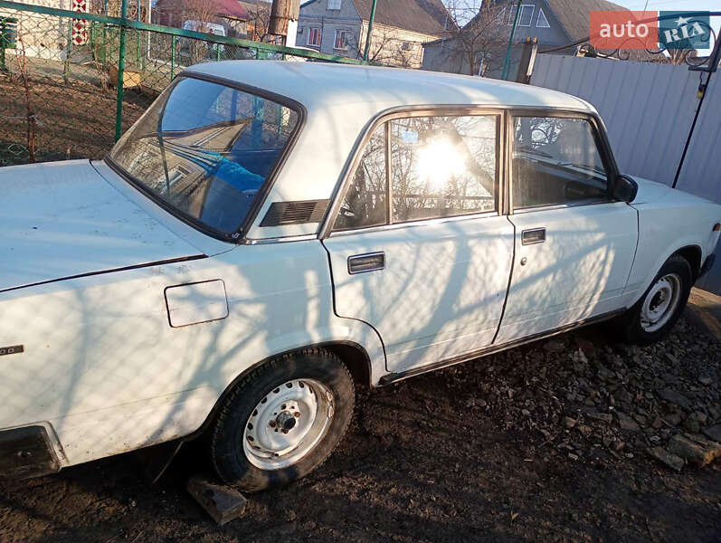 Седан ВАЗ / Lada 2107 1991 в Староконстантинове