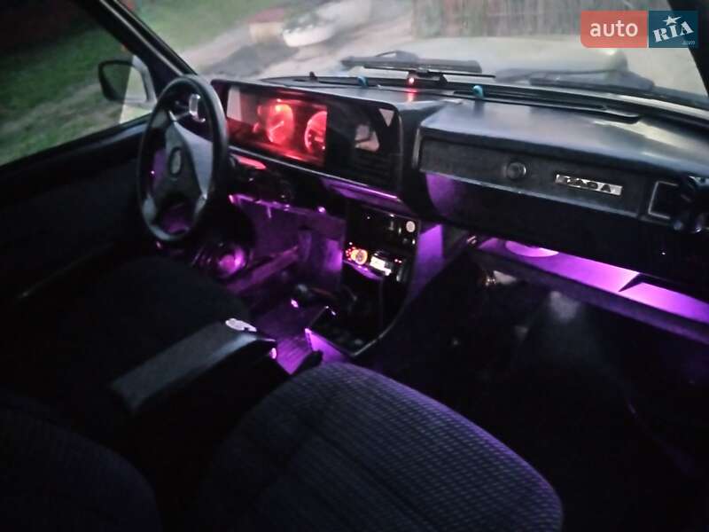 Седан ВАЗ / Lada 2107 1989 в Ружині