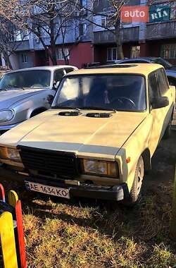 Седан ВАЗ / Lada 2107 1984 в Днепре