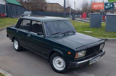 Седан ВАЗ / Lada 2107 2006 в Могилев-Подольске