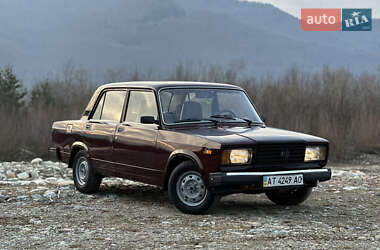 Седан ВАЗ / Lada 2107 2008 в Перегінське