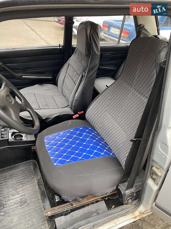 Седан ВАЗ / Lada 2107 2006 в Каменец-Подольском фото 6 Седан ВАЗ / Lada 2107 2006 в Каменец-Подольском