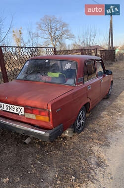 Седан ВАЗ / Lada 2107 1996 в Чернигове