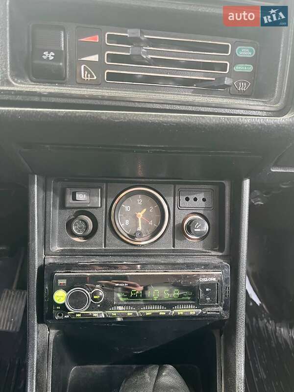 Седан ВАЗ / Lada 2107 1987 в Днепре фото 16 Седан ВАЗ / Lada 2107 1987 в Днепре