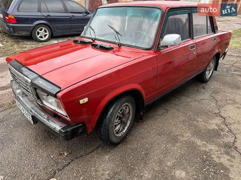 Седан ВАЗ / Lada 2107 2003 в Броварах