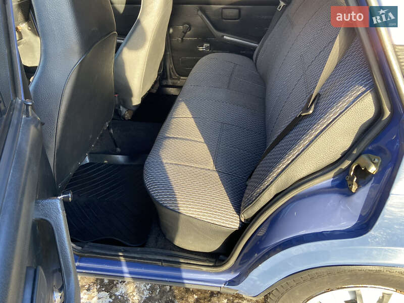 Седан ВАЗ / Lada 2107 2006 в Подольске