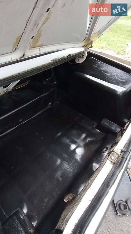 Седан ВАЗ / Lada 2107 2006 в Южном