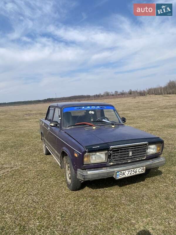 Седан ВАЗ 2107 2005 в 