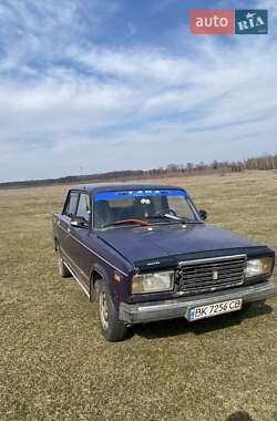 Седан ВАЗ 2107 2005 в 