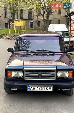 Седан ВАЗ 2107 2003 в 