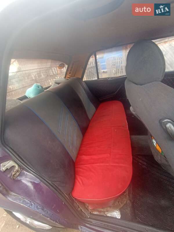 Седан ВАЗ / Lada 2107 2001 в Путиле