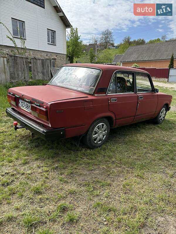 Седан ВАЗ / Lada 2107 1988 в Богуславі