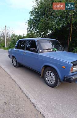 Седан ВАЗ 2107 1990 в Балте