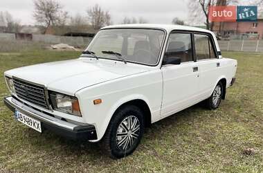 Седан ВАЗ 2107 2004 в Виннице