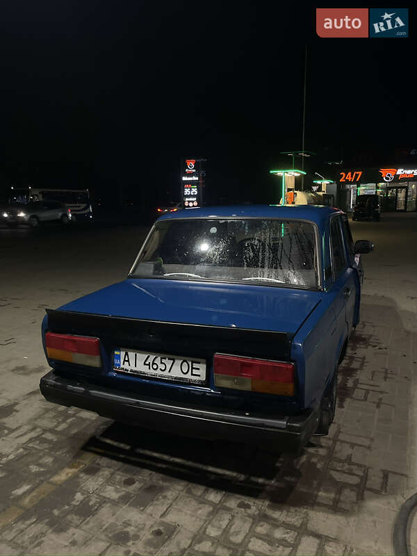 Седан ВАЗ / Lada 2107 2004 в Броварах