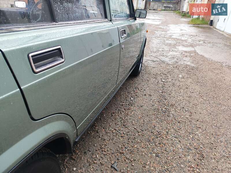 Седан ВАЗ / Lada 2107 2006 в Черкасах
