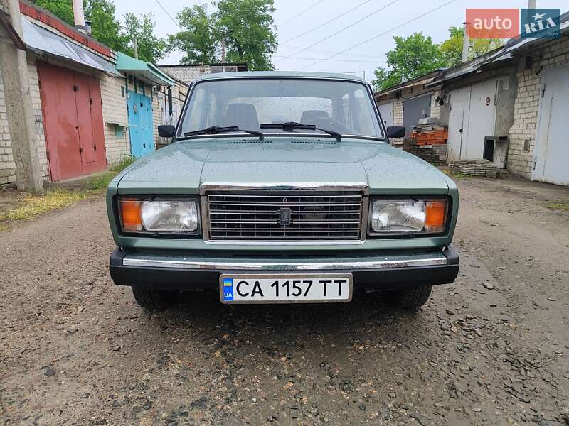 Седан ВАЗ / Lada 2107 2006 в Черкасах