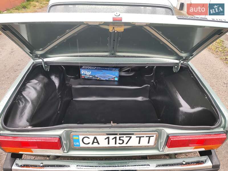 Седан ВАЗ / Lada 2107 2006 в Черкасах