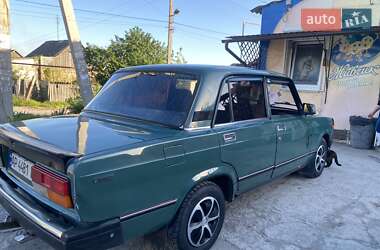 Седан ВАЗ 2107 2004 в 