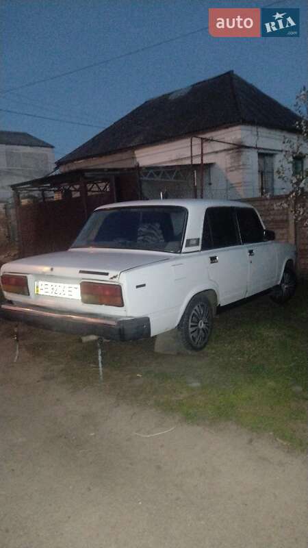 Седан ВАЗ / Lada 2107 1993 в Днепре фото 4 Седан ВАЗ / Lada 2107 1993 в Днепре