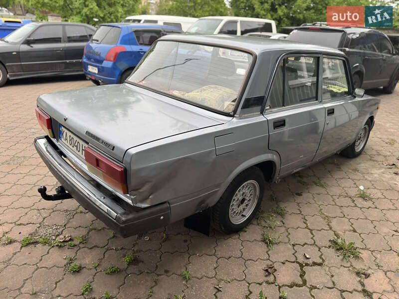 Седан ВАЗ / Lada 2107 2007 в Киеве