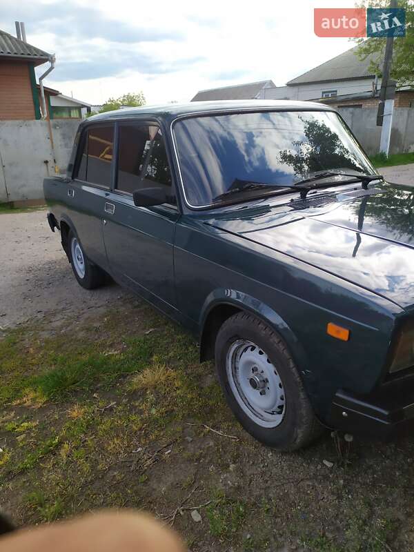 Седан ВАЗ / Lada 2107 2009 в Ніжині