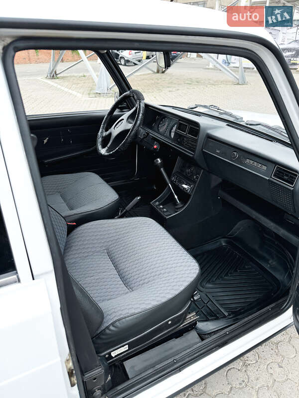 Седан ВАЗ / Lada 2107 2005 в Чернівцях фото 5 Седан ВАЗ / Lada 2107 2005 в Чернівцях