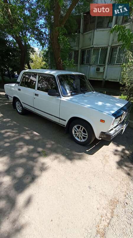 Седан ВАЗ / Lada 2107 2006 в Южном