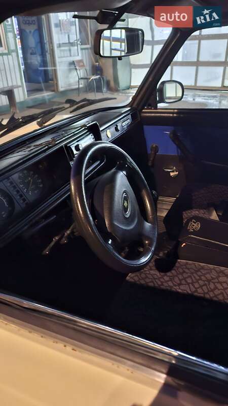 Седан ВАЗ / Lada 2107 1991 в Одессе