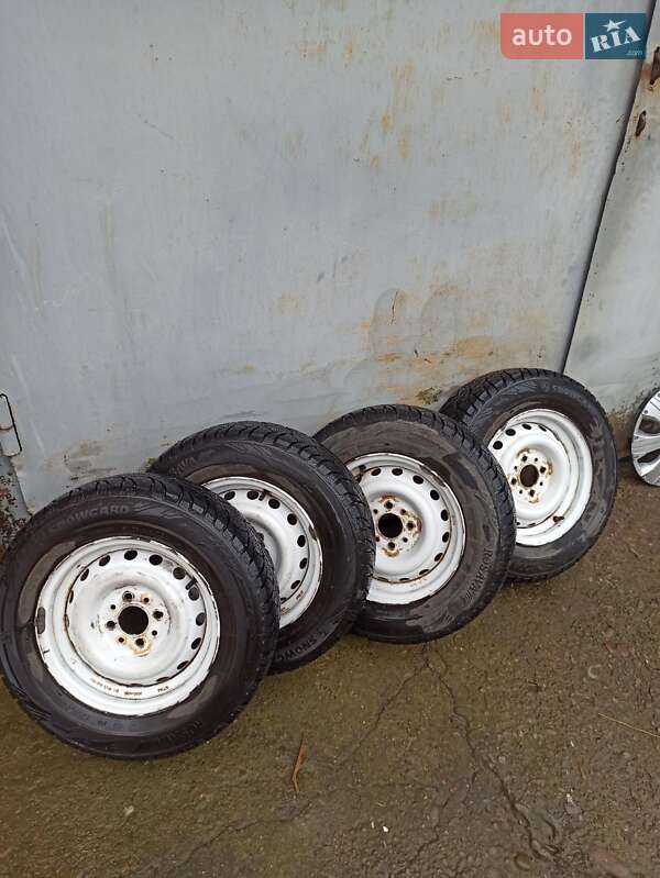 Седан ВАЗ / Lada 2107 2005 в Бурштыне