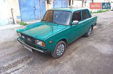 Седан ВАЗ 2107 2005 в 