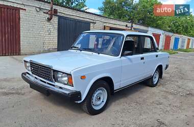 Седан ВАЗ 2107 2005 в Смілі