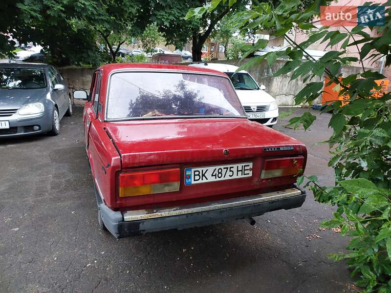 Седан ВАЗ / Lada 2107 1995 в Рівному