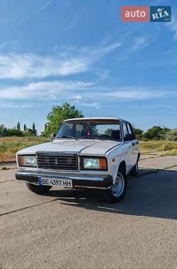 Седан ВАЗ 2107 1992 в Миколаєві