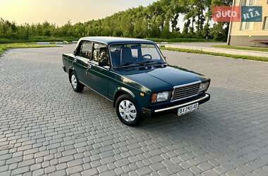 Седан ВАЗ 2107 2005 в 