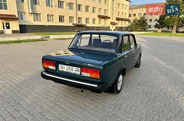 Седан ВАЗ 2107 2005 в 