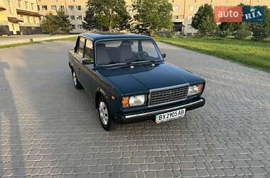 Седан ВАЗ 2107 2005 в 