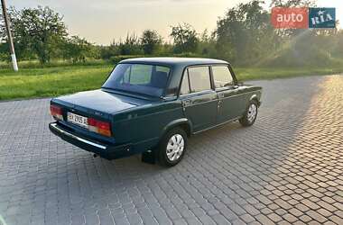 Седан ВАЗ 2107 2005 в 