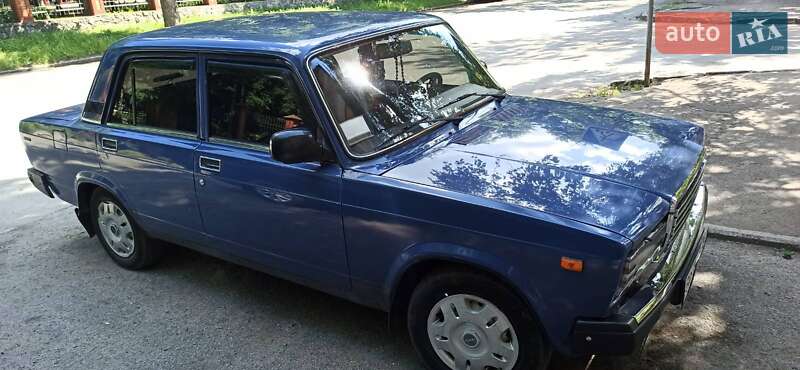 Седан ВАЗ / Lada 2107 2005 в Кропивницькому