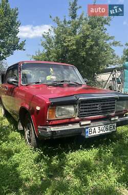 Седан ВАЗ 2107 1996 в Новомиргороде