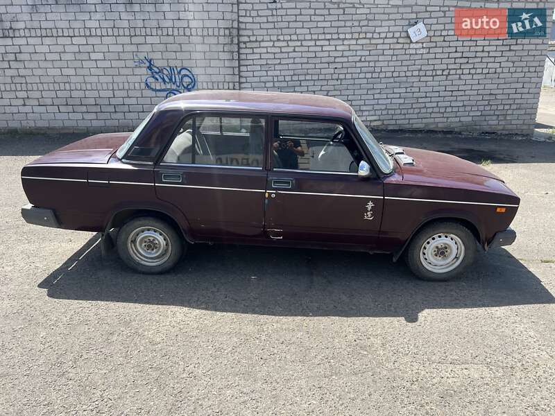 Седан ВАЗ / Lada 2107 2008 в Николаеве