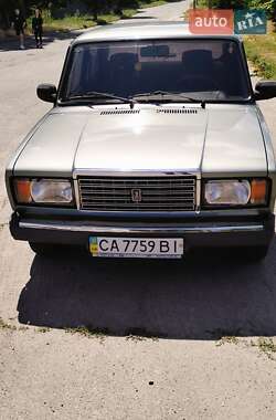 Седан ВАЗ 2107 2007 в Чигирину