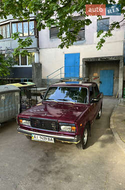 Седан ВАЗ 2107 2004 в Киеве