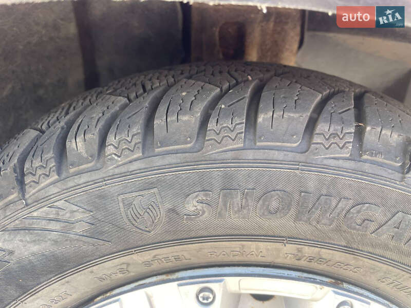 Седан ВАЗ / Lada 2107 2005 в Черкассах