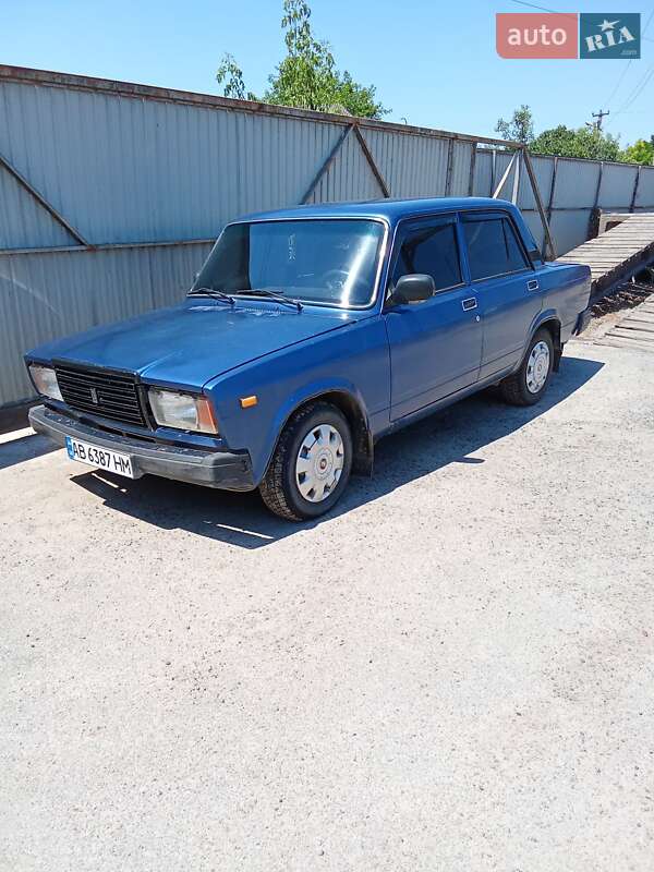 Седан ВАЗ 2107 2006 в 