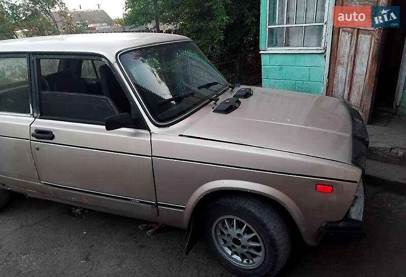 Седан ВАЗ / Lada 2107 1995 в Александрие