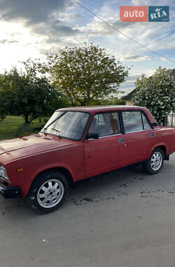 Седан ВАЗ / Lada 2107 1988 в Самборе