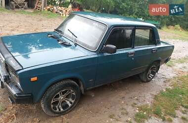 Седан ВАЗ 2107 2002 в 
